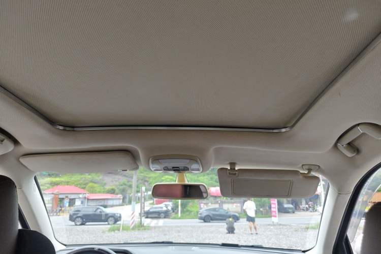 Used Zotye T800 2018 2.0T Automatic Luxury Connected 7-Seater Headliner