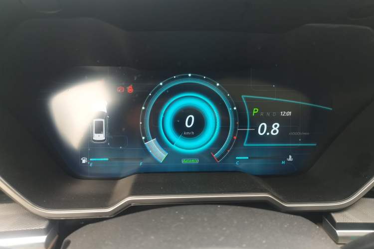 Used Zotye T800 2018 2.0T Automatic Flagship Smart Connectivity 7-Seater Instrument Cluster