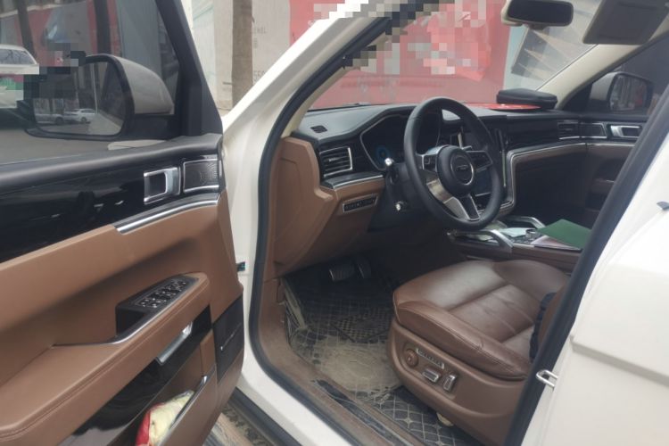 Used Zotye T800 2018 2.0T Automatic Flagship Smart Connectivity 7-Seater Interior 3