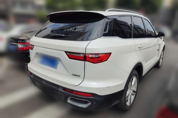 Used Zotye T800 2018 2.0T Automatic Luxury Connected 7-Seater Rear Right 45 Deg