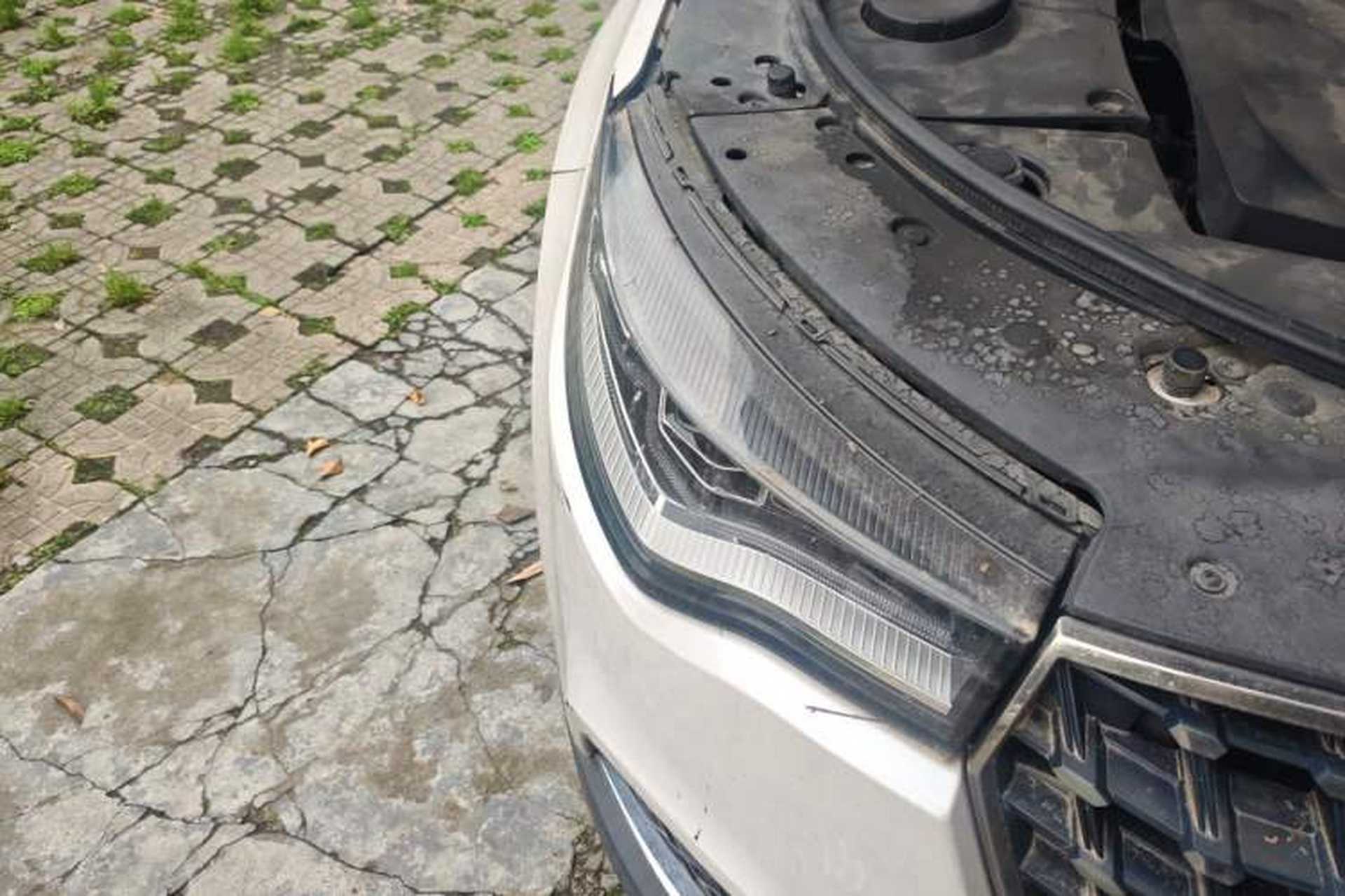 Used Zotye T800 2018 2.0T Automatic Prestige Smart Connectivity 7-Seater Right Front Headlight