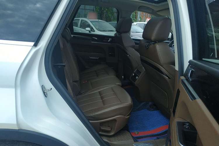 Used Zotye T800 2018 2.0T Automatic Luxury Connected 7-Seater Right Rear Seat