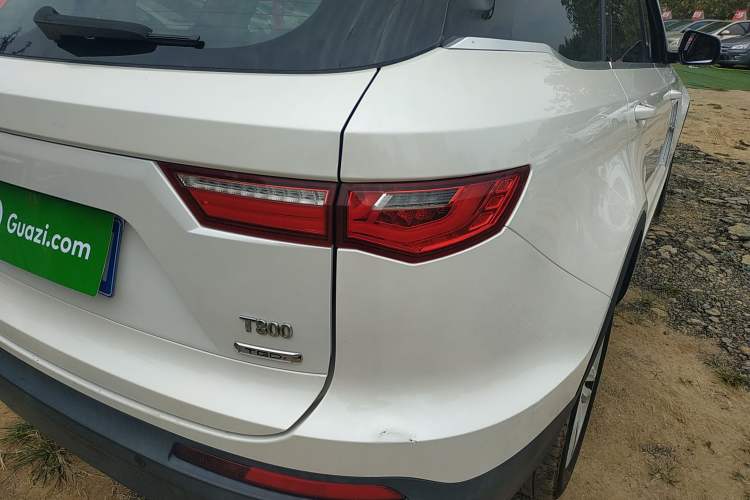 Used Zotye T800 2018 2.0T Automatic Luxury Connected 7-Seater Right Rear Taillight