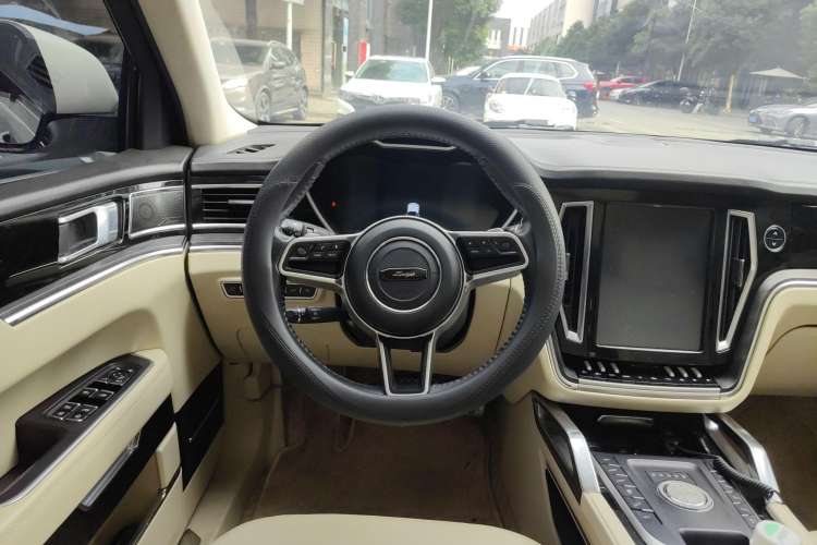 Used Zotye T800 2018 2.0T Automatic Luxury Connected 7-Seater Steering Wheel