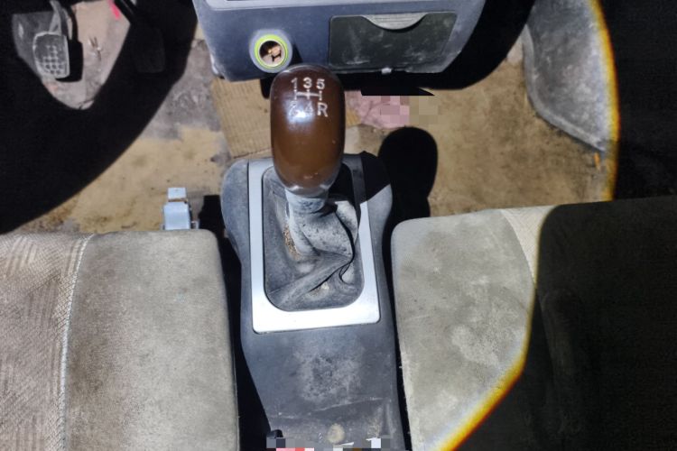 Used Zotye V10 2012 1.2L Standard Version Gear Lever
