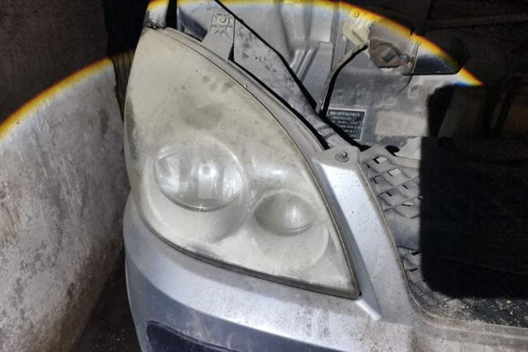 Used Zotye V10 2012 1.2L Standard Version Right Front Headlight