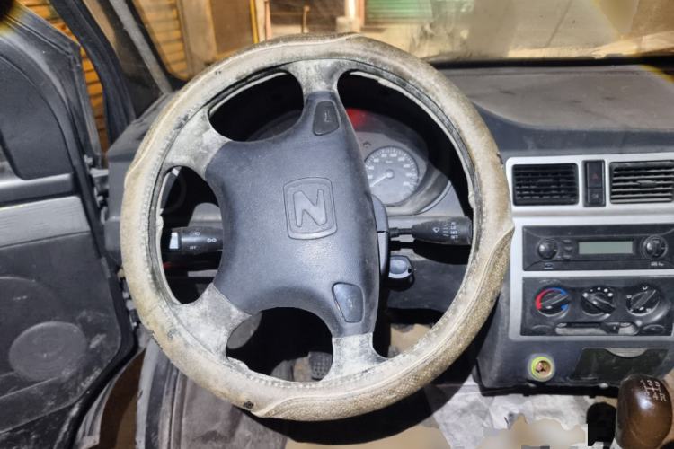 Used Zotye V10 2012 1.2L Standard Version Steering Wheel