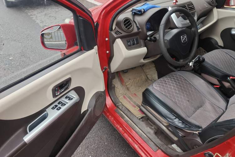 Used Zotye Z100 2013 1.0L Comfort Model Driver Seat