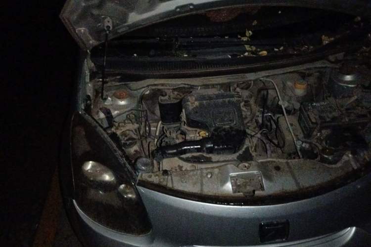 Used Zotye Z100 2013 1.0L Comfort Model Engine Bay Right