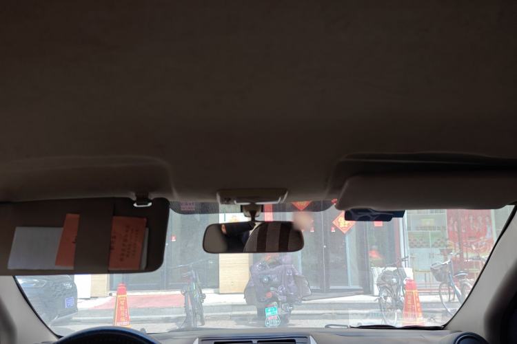 Used Zotye Z100 2013 1.0L Comfort Model Headliner