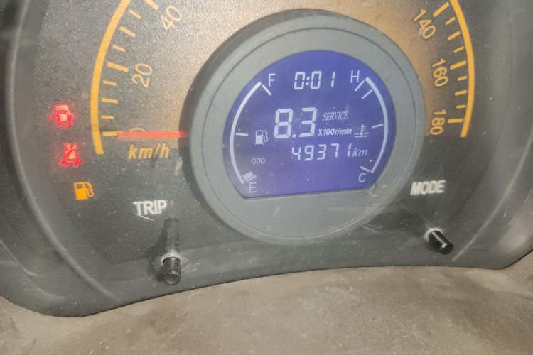 Used Zotye Z100 2013 1.0L Comfort Model Odometer Close Up