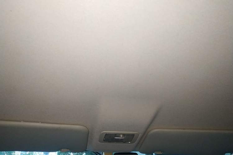 Used Zotye Z200HB 2011 1.5L Automatic Luxury Edition Headliner