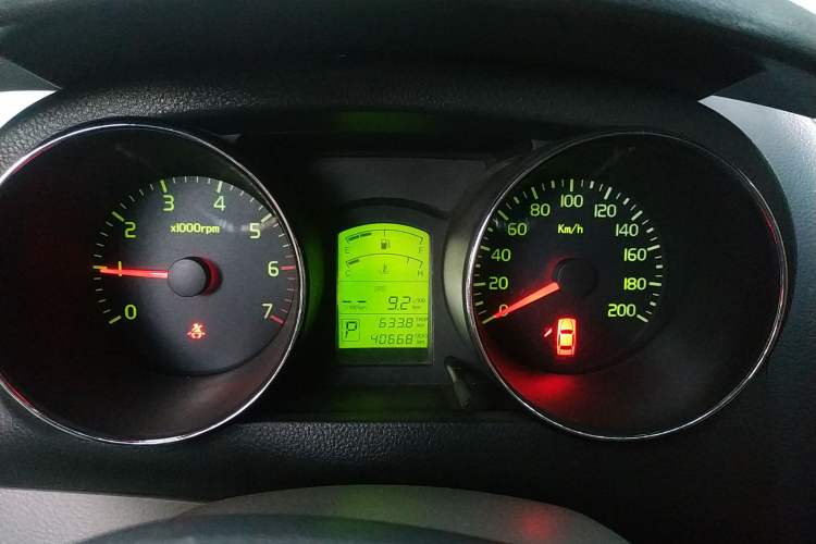 Used Zotye Z200HB 2011 1.5L Automatic Luxury Edition Instrument Cluster
