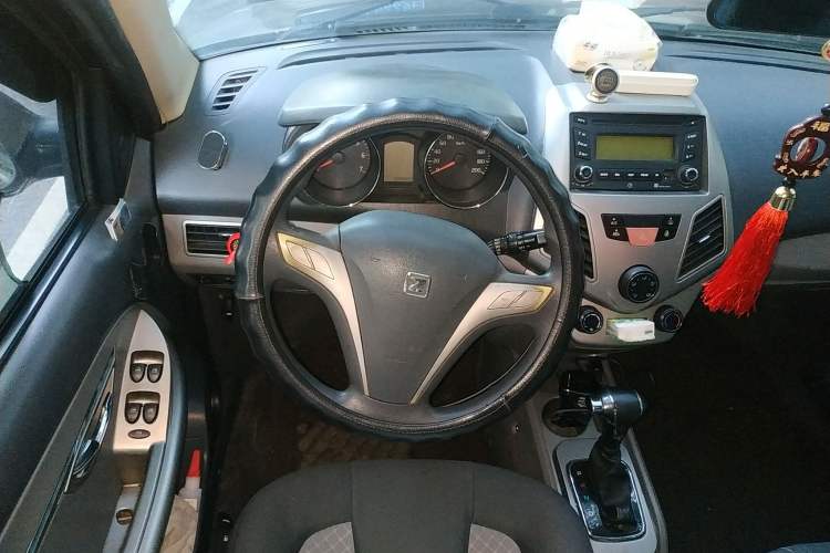 Used Zotye Z200HB 2011 1.5L Automatic Luxury Edition Steering Wheel