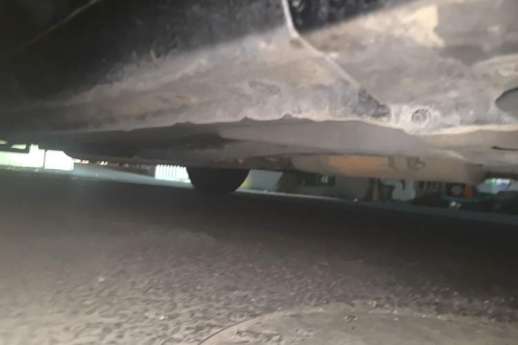 Used Zotye Z300 2012 1.5L Manual Elite Edition Chassis Front Right