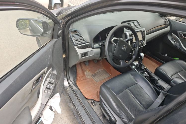 Used Zotye Z300 2012 1.5L Manual Elite Edition Driver Seat