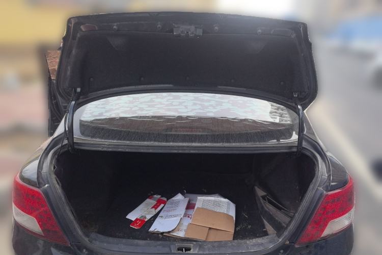 Used Zotye Z300 2012 1.5L Manual Elite Edition Trunk