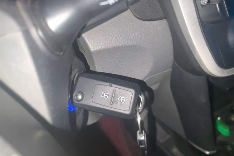Used Zotye Z300 2012 1.5L Manual Elite Edition Vehicle Key