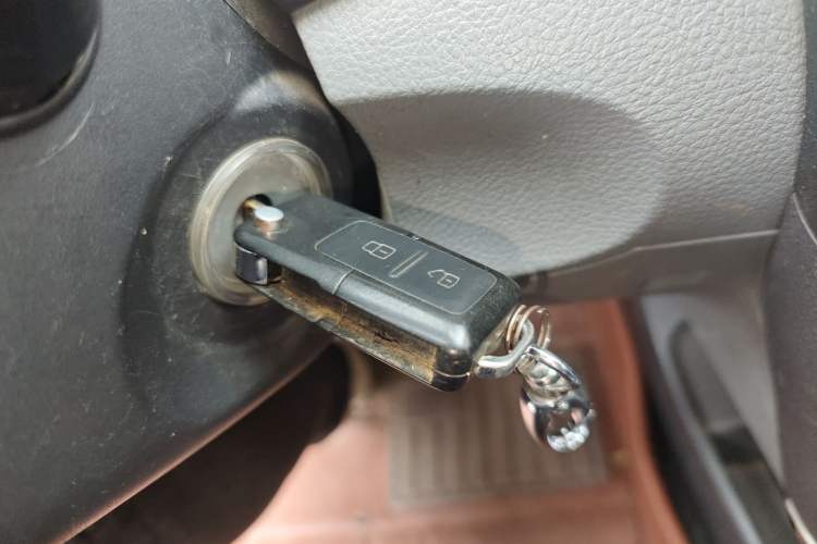 Used Zotye Z300 2012 1.5L Manual Elite Edition Vehicle Key