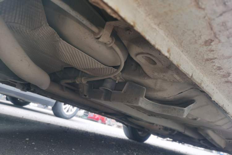 Used Zotye Z300 2012 1.5L Manual Comfort Edition Chassis Rear Right