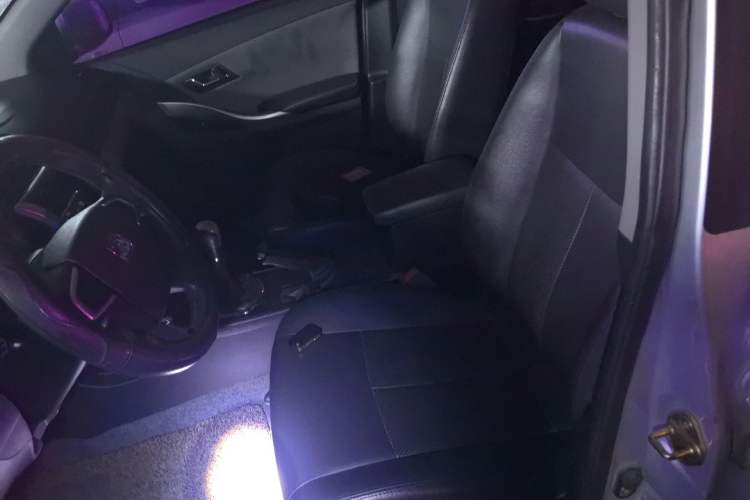 Used Zotye Z300 2012 1.5L Manual Elite Edition Left Front Seat