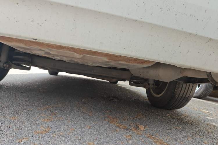 Used Zotye Z300 2012 1.5L Manual Elite Edition Chassis Rear