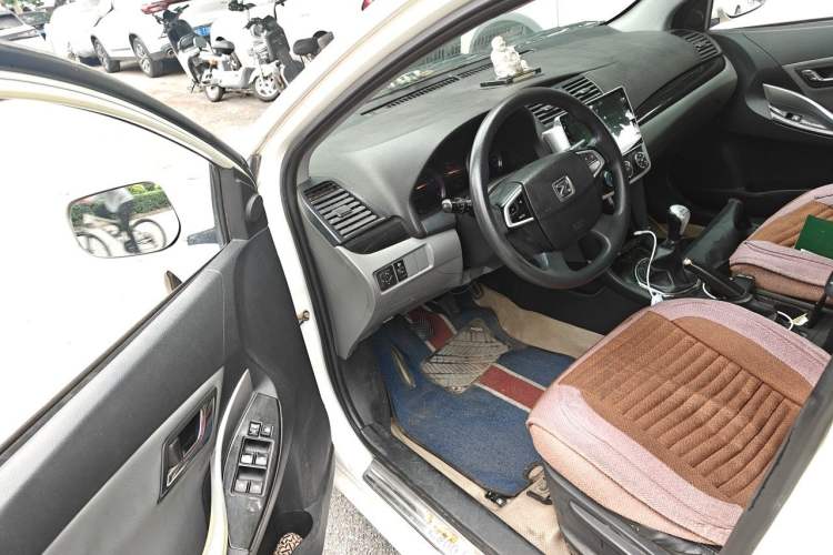 Used Zotye Z300 2012 1.5L Manual Elite Edition Driver Seat