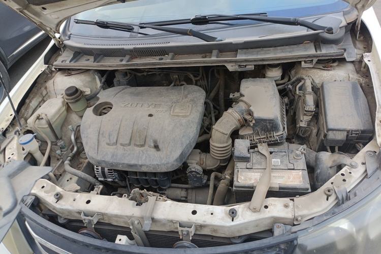 Used Zotye Z300 2012 1.5L Manual Elite Edition Engine Bay