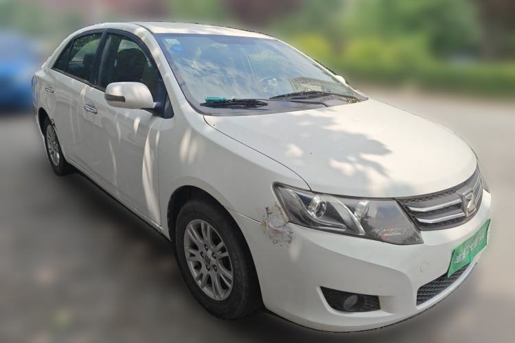 Used Zotye Z300 2012 1.5L Manual Elite Edition Front Right 45 Deg
