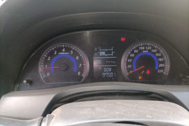 Used Zotye Z300 2012 1.5L Manual Comfort Edition Instrument Cluster