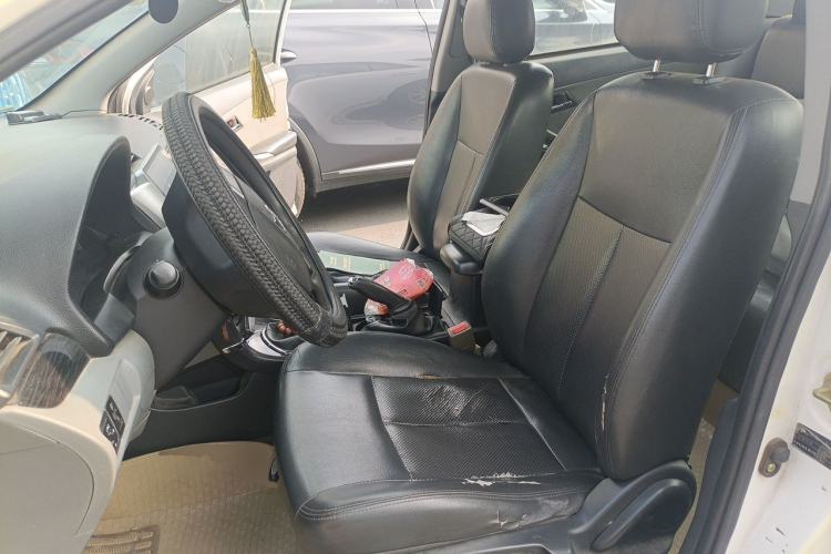 Used Zotye Z300 2012 1.5L Manual Elite Edition Left Front Seat