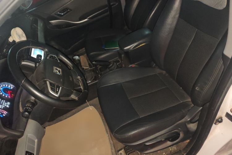 Used Zotye Z300 2012 1.5L Manual Comfort Edition Left Front Seat