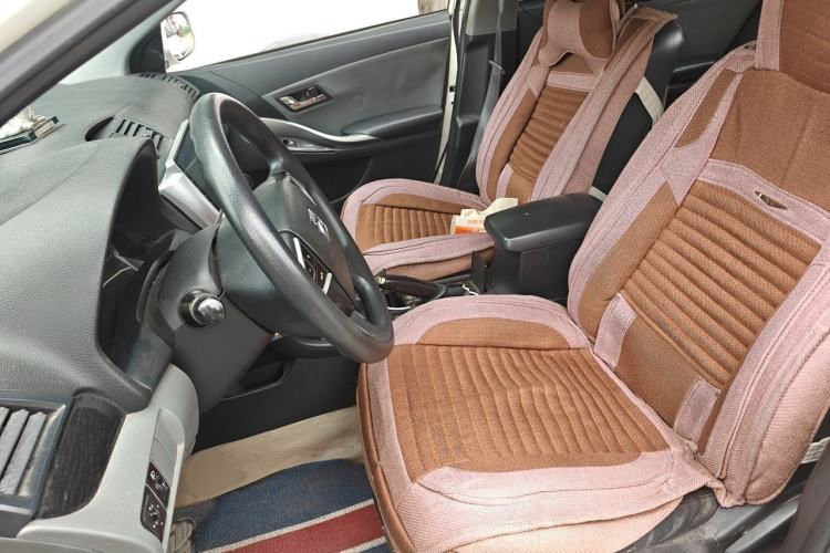 Used Zotye Z300 2012 1.5L Manual Elite Edition Left Front Seat