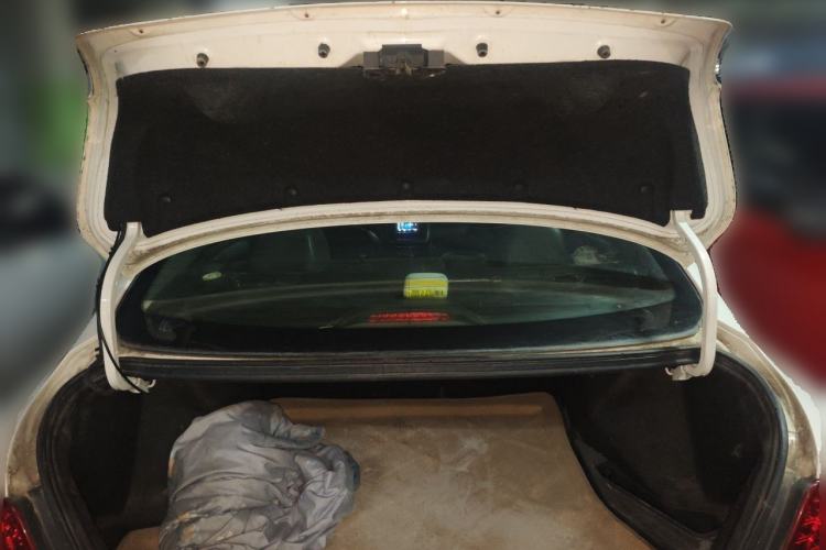 Used Zotye Z300 2012 1.5L Manual Comfort Edition Trunk