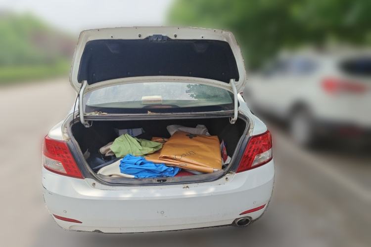Used Zotye Z300 2012 1.5L Manual Elite Edition Trunk