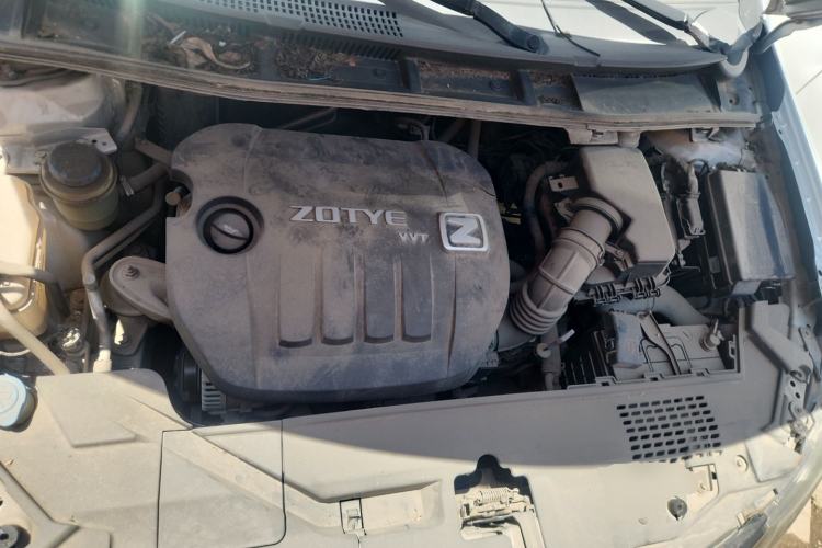 Used Zotye Z300 2013 1.6L Automatic Elite Model Engine Bay