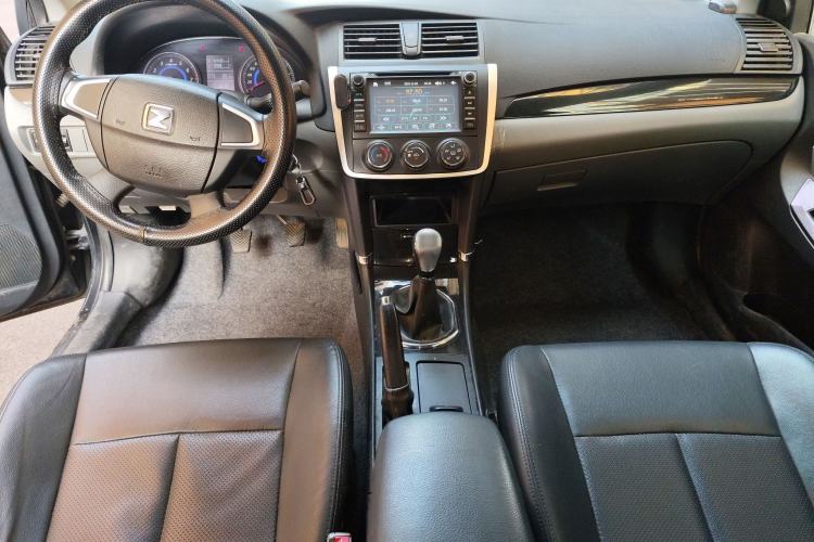Used Zotye Z300 2014 1.5L Value Edition Manual Elite Model Center Console