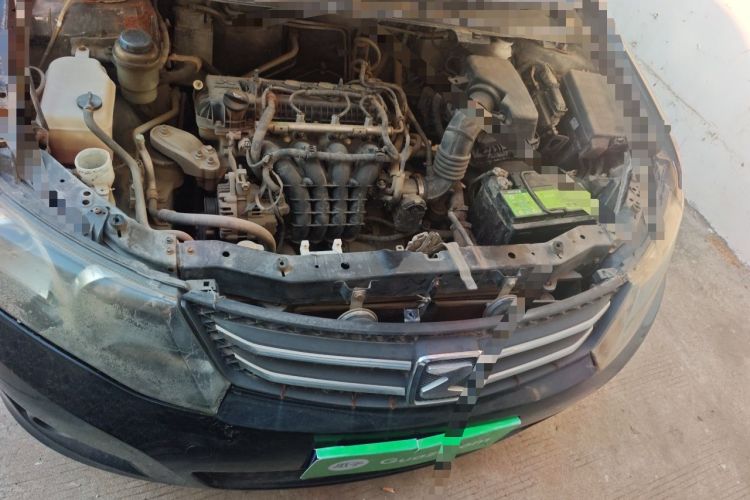 Used Zotye Z300 2014 1.5L Value Edition Manual Elite Model Engine Bay
