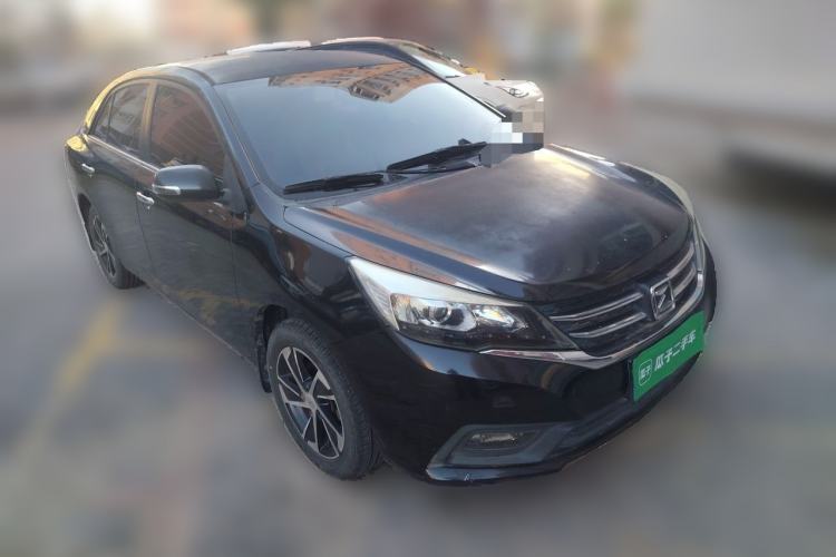 Used Zotye Z300 2014 New Vision 1.5L Manual Luxury Model Front Right 45 Deg