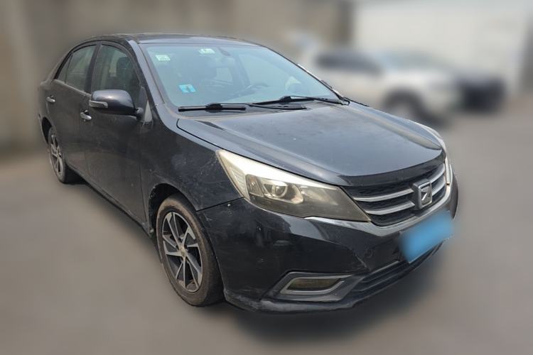 Used Zotye Z300 2014 New Vision 1.5L Manual Luxury Model Front Right 45 Deg