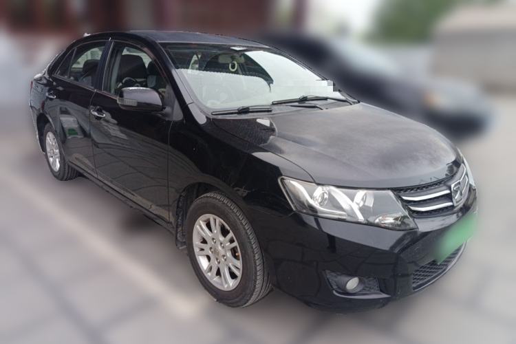 Used Zotye Z300 2014 1.5L Value Edition Manual Elite Model Front Right 45 Deg