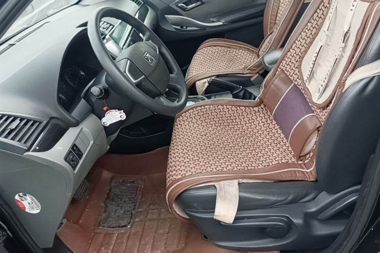 Used Zotye Z300 2014 1.6L Drive-Value Edition Automatic Elite Model Left Front Seat