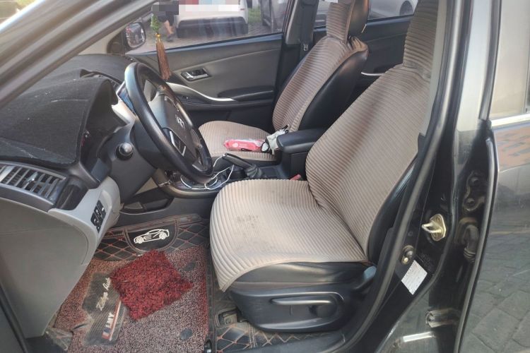 Used Zotye Z300 2014 New Vision 1.5L Manual Luxury Model Left Front Seat