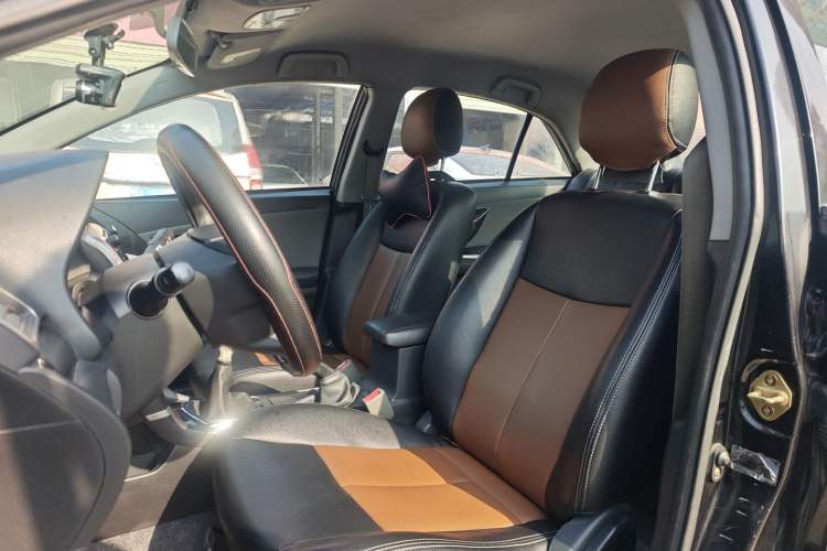 Used Zotye Z300 2014 1.5L Value Edition Manual Comfort Model Left Front Seat