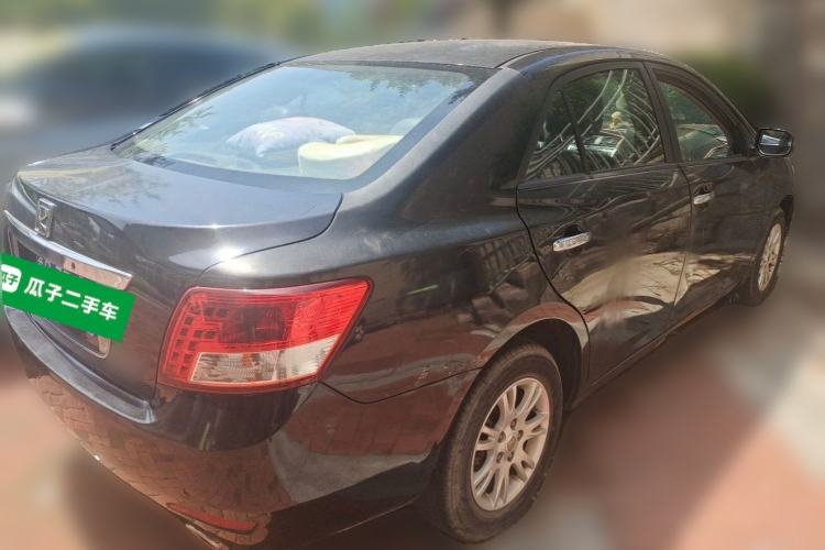 Used Zotye Z300 2014 1.5L Value Edition Manual Elite Model Rear Right 45 Deg