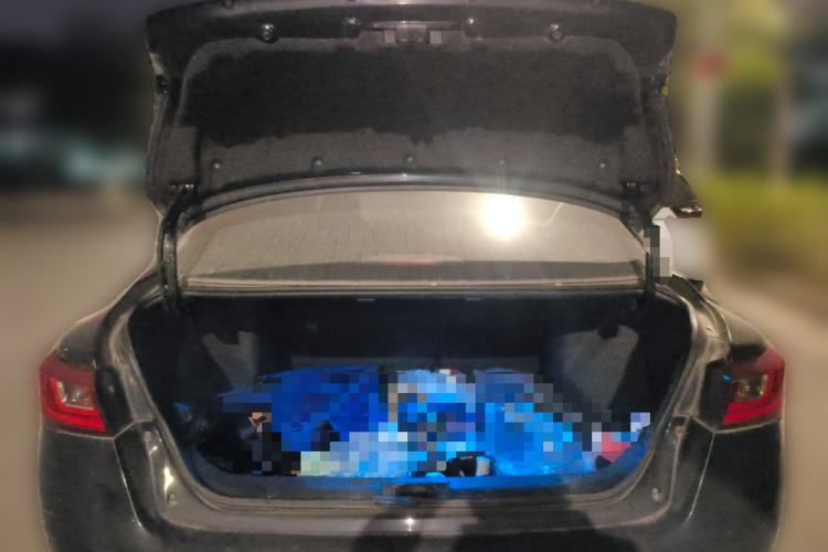 Used Zotye Z300 2014 New Vision 1.5L Manual Luxury Model Trunk