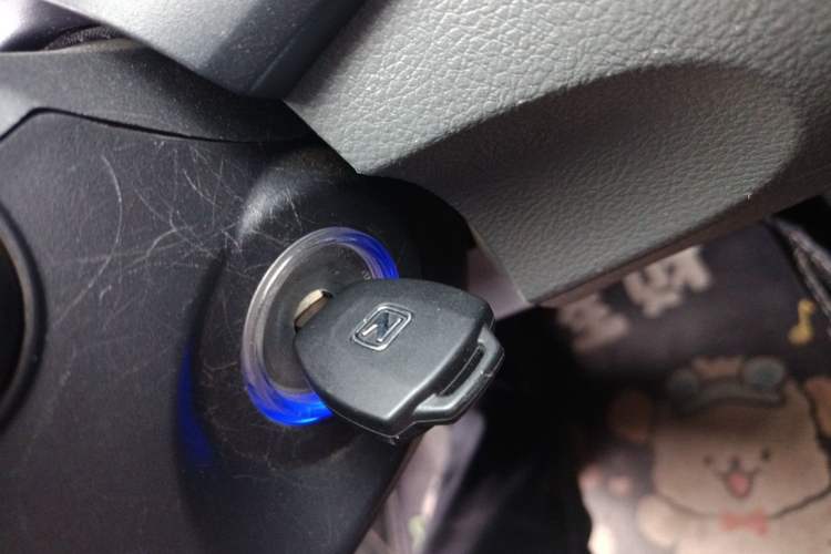 Used Zotye Z300 2014 1.5L Value Edition Manual Elite Model Vehicle Key