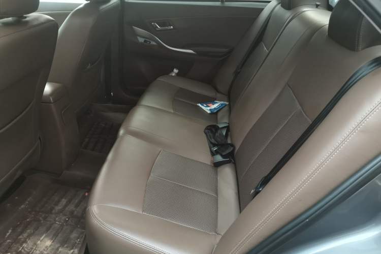 Used Zotye Z300 2014 1.5L Urban Edition Manual Luxury Model Left Rear Seat