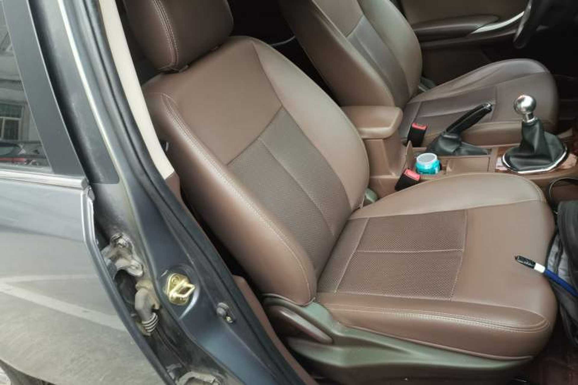 Used Zotye Z300 2014 1.5L Urban Edition Manual Luxury Model Right Front Seat