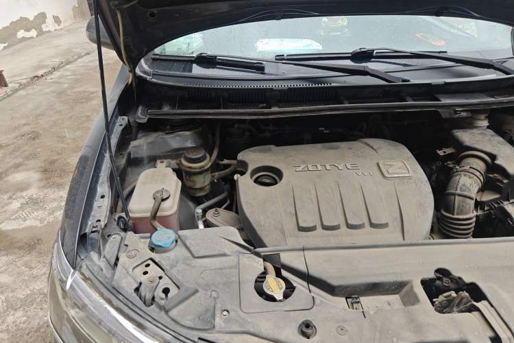 Used Zotye Z300 2014 1.5L Value Edition Manual Elite Model Engine Bay Right